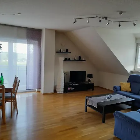 Am Schoosberg, * Niederkirchen bei Deidesheim